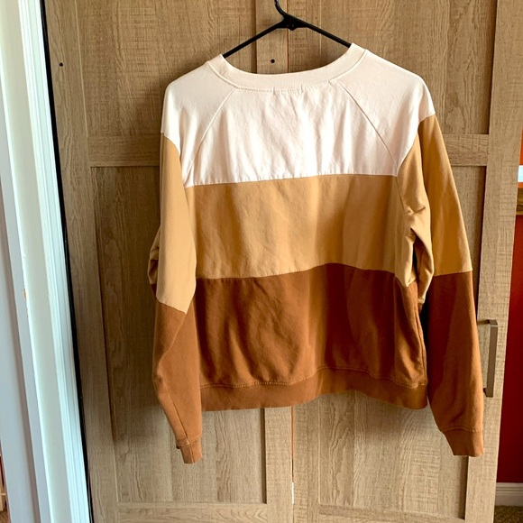 Suzy Shier crewneck - Picture 2 of 3